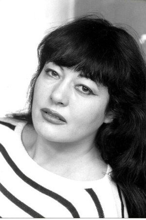 Tania Busselier portrait