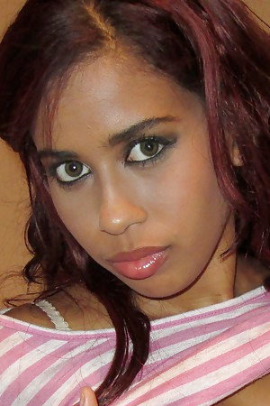 Julissa James portrait