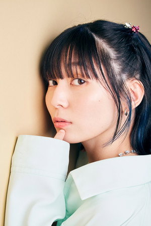 Akari Nanawo portrait