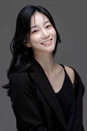Park Jung-yoon portrait