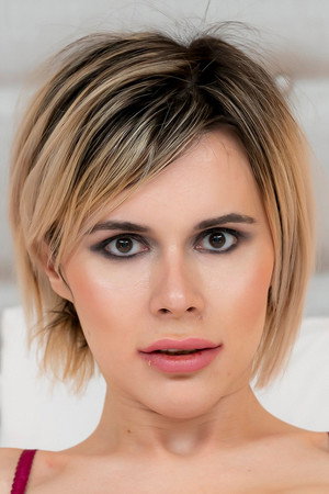 Yulia Masakowa portrait