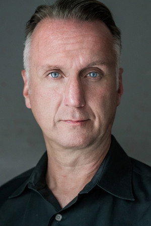 Zach Hanner portrait