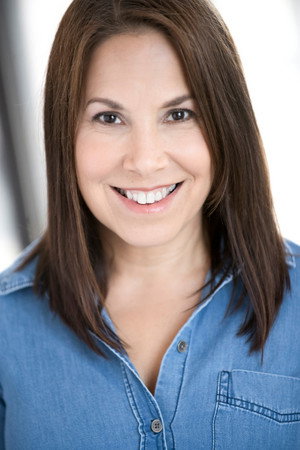Dina Laura portrait