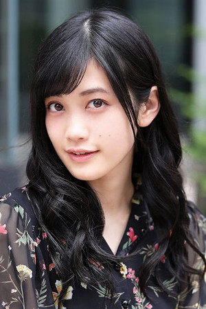 Moeka Koizumi portrait