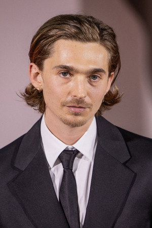 Austin Abrams portrait