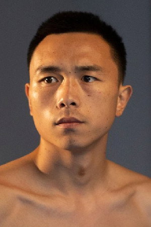 Can Xu portrait