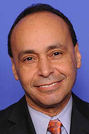 Luis Gutierrez portrait