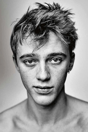 Benjamin Voisin portrait