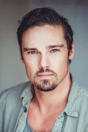 Jay Ryan portrait