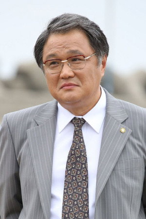 Jung Won-joong portrait