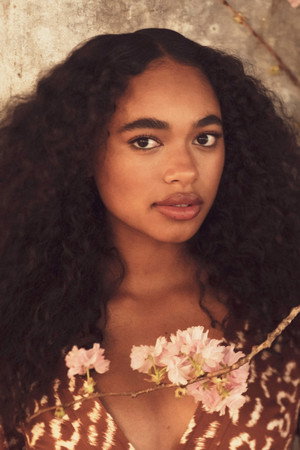Chandler Kinney portrait