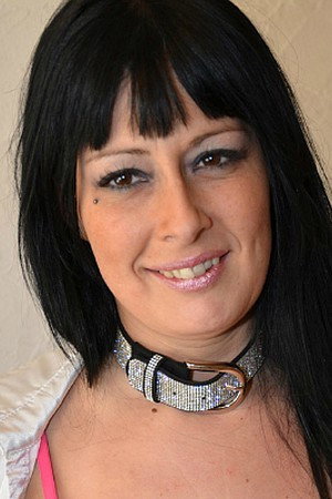 Savanah Dhior portrait