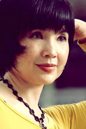 Lan Hương portrait