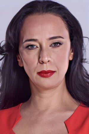 Pelinsu Pir portrait