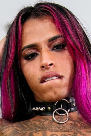 Karol Khalifa portrait