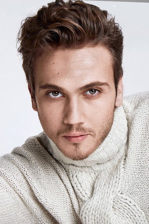 Aras Bulut İynemli portrait