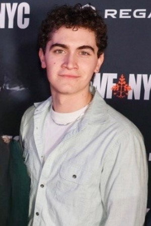 Hudson Flynn portrait