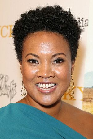 Yvonne Huff Lee portrait