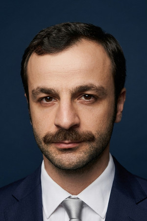 Güven Murat Akpınar portrait