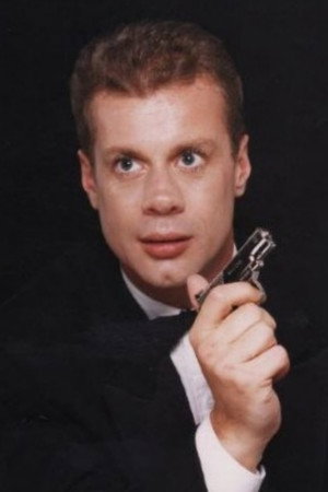 Simon Broad portrait