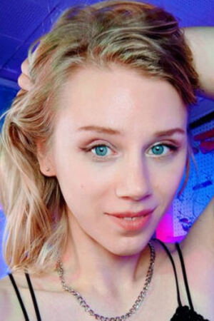 Julia Jane portrait