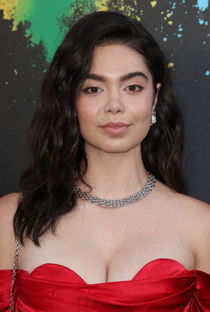 Auliʻi Cravalho portrait