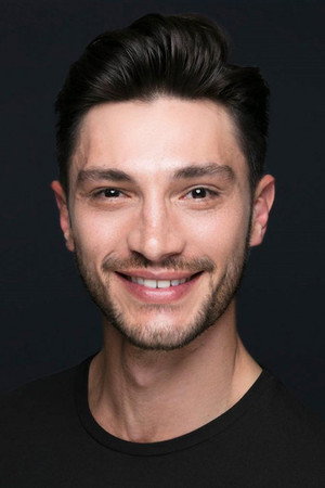 İlhan Şen portrait