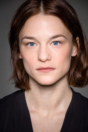Valerie Pachner portrait