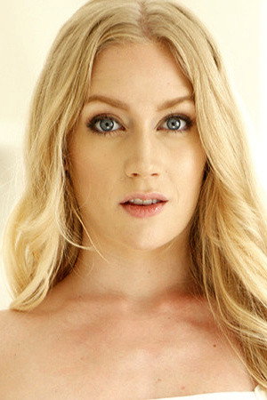Emma Starletto portrait