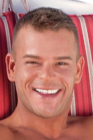 Rylan Knox portrait