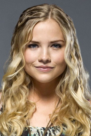 Maddie Hasson portrait
