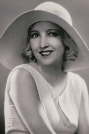 Estelle Etterre portrait
