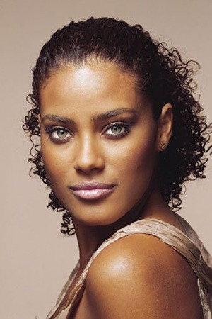 Ildi Silva portrait