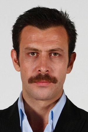 Nejat İşler portrait
