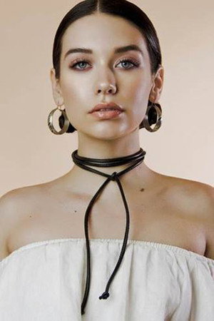 Amanda Steele portrait