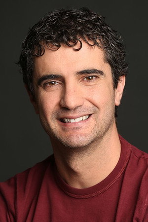 Roberto Chapu portrait