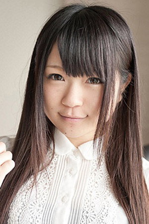 Riona Minami portrait