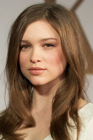 Sophie Cookson portrait