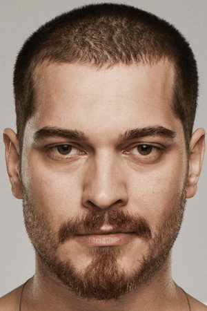Çağatay Ulusoy portrait