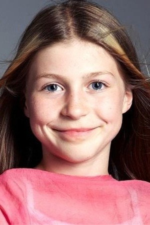 Imogen Mead portrait