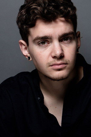 Elliot Fletcher portrait