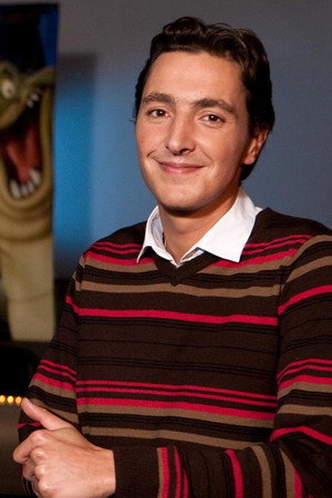 Alexis Tomassian portrait