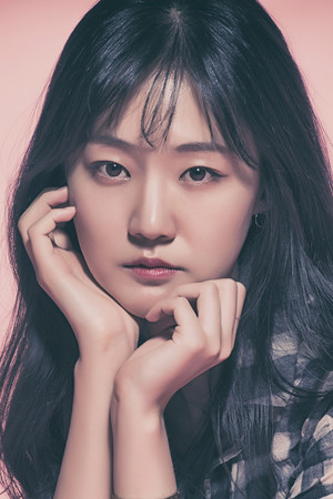 Park Ye-yeong portrait