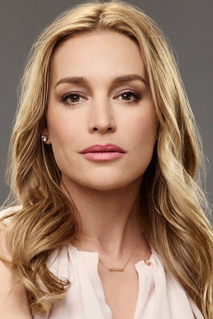 Piper Perabo portrait