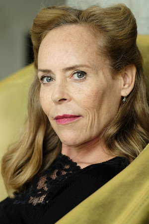 Isabelle Mann portrait