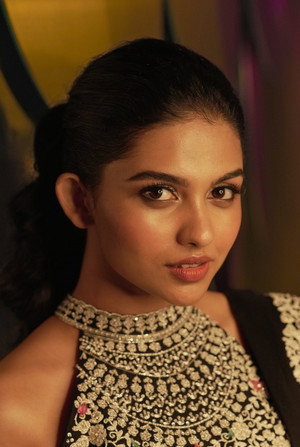Mamitha Baiju portrait