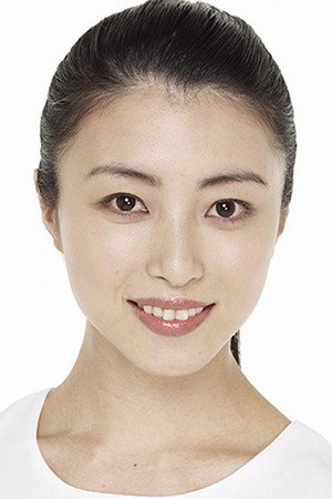 Hana Ebise portrait