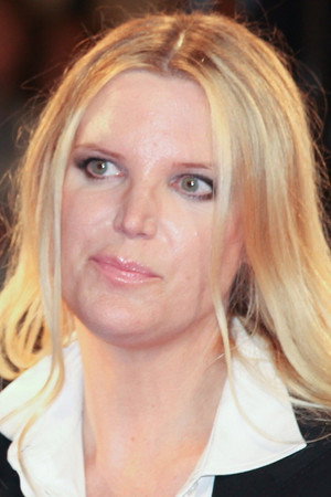 Louise Stratten portrait