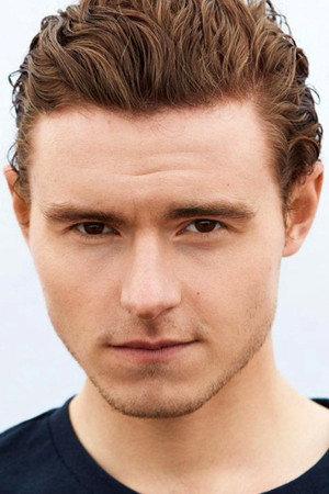 Callan McAuliffe portrait