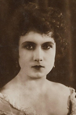 Suzanne Delmas portrait